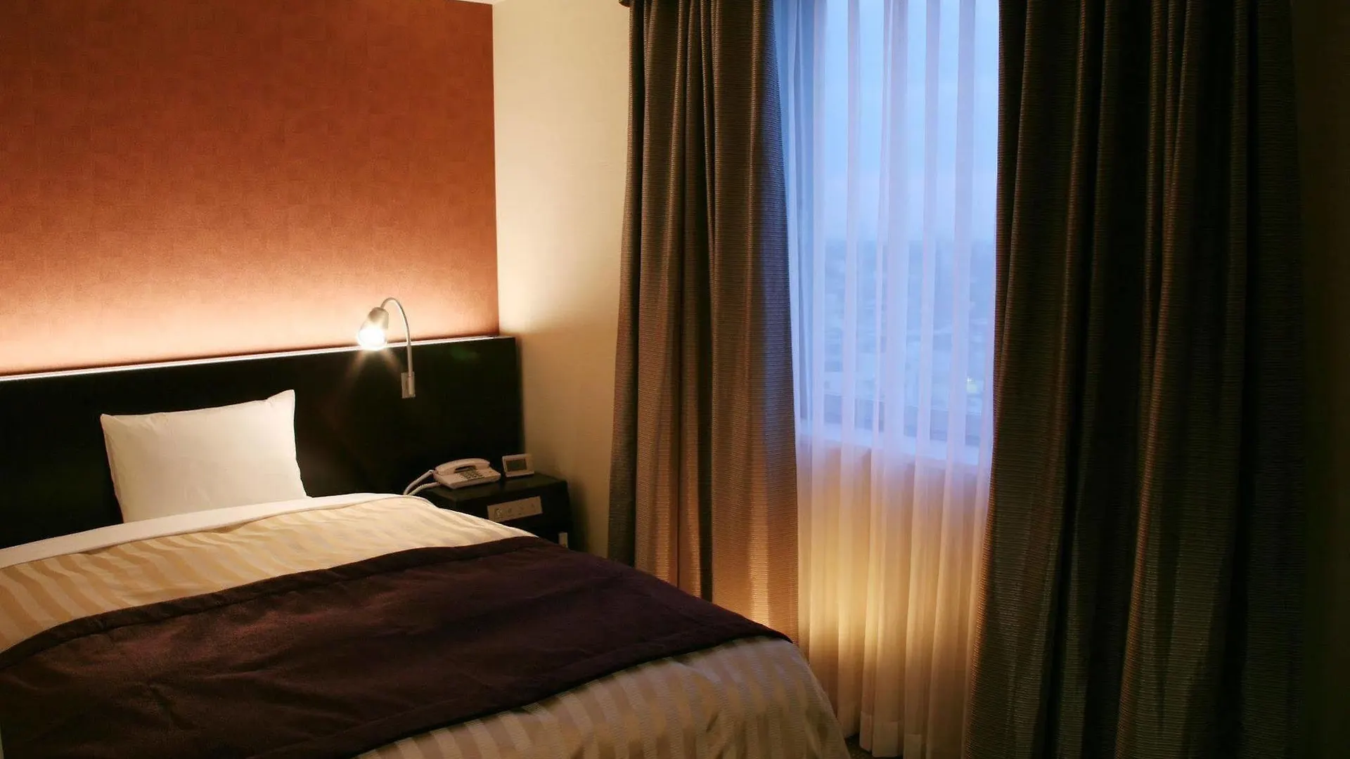 Jr-East Hotel Mets Koenji Tokyo 3*,  Japan